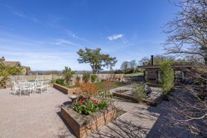 Photo 16- click for photo gallery